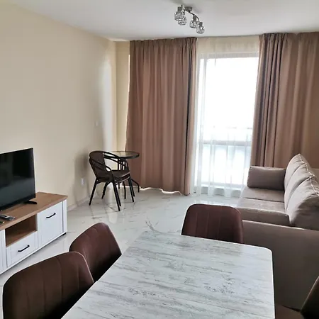מלון דירות Zigrabay Lovely Appartments 4*