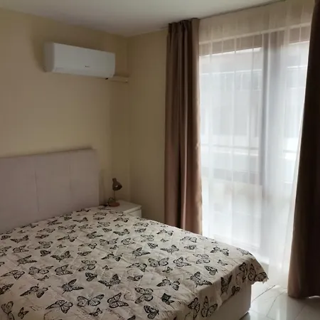 Zigrabay Lovely Appartments מלון דירות פרימורסקו